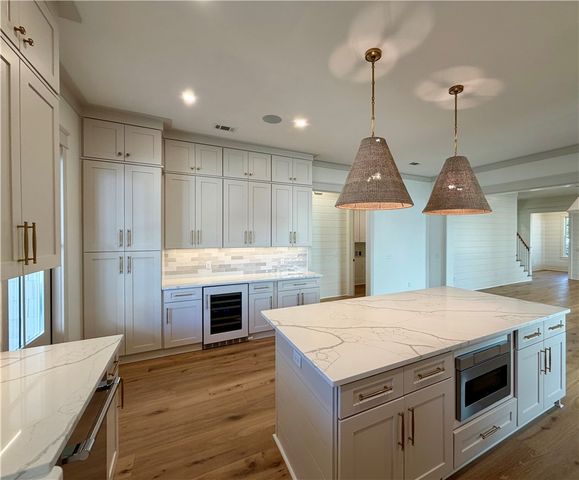 1604 Bruce Drive, St Simons Island, GA 31522