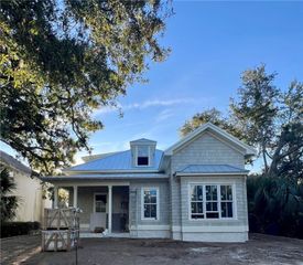 1604 Bruce Drive, St Simons Island, GA 31522