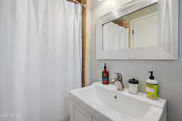 4219 N 34TH Place, Phoenix, AZ 85018