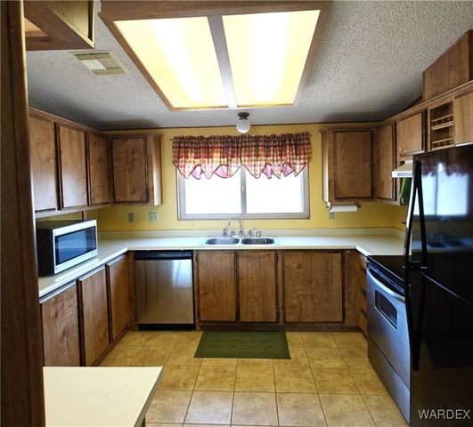 7896 S Oriole Drive, Mohave Valley, AZ 86440