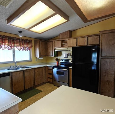 7896 S Oriole Drive, Mohave Valley, AZ 86440