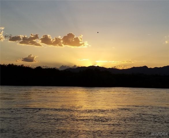 7896 S Oriole Drive, Mohave Valley, AZ 86440