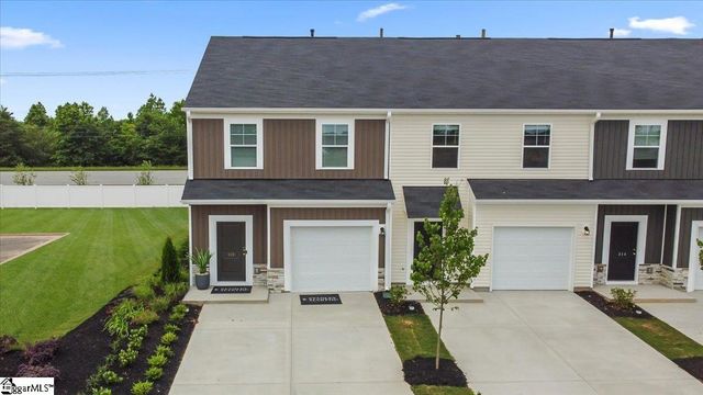 190 Randwick Lane, Greer, SC 29651