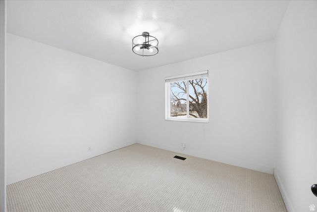 6692 W 9770 N, Highland, UT 84003