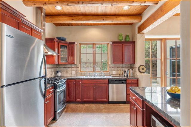 330 E Buena Vista Street B, Santa Fe, NM 87505