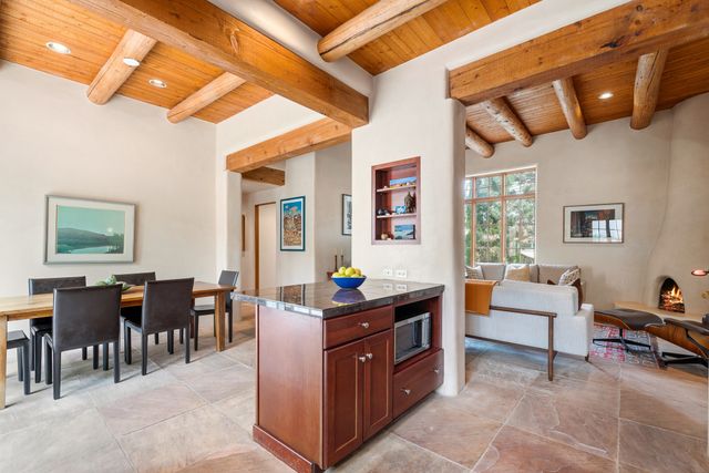 330 E Buena Vista Street B, Santa Fe, NM 87505