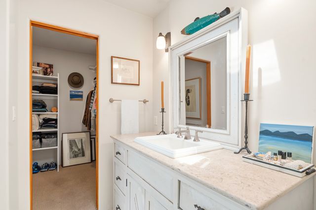 330 E Buena Vista Street B, Santa Fe, NM 87505
