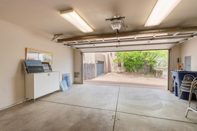 330 E Buena Vista Street B, Santa Fe, NM 87505