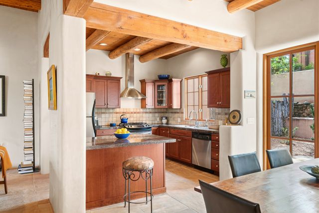 330 E Buena Vista Street B, Santa Fe, NM 87505