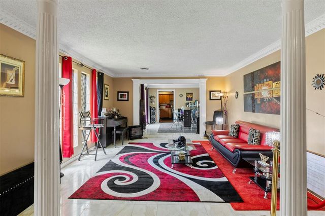 1526 Sweet Grass Trail, Houston, TX 77090