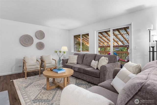 6306 71st Avenue Ct NW, Gig Harbor, WA 98335