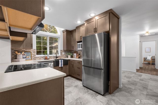 6306 71st Avenue Ct NW, Gig Harbor, WA 98335