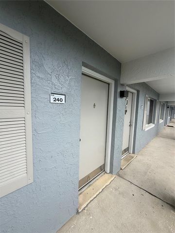 122 WATER FRONT WAY 240, Altamonte Springs, FL 32701