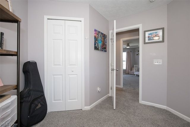 887 Woodfield Lane, Brunswick, OH 44212