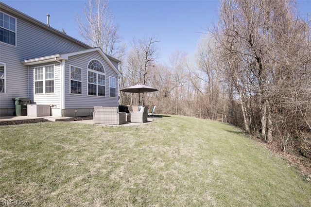 887 Woodfield Lane, Brunswick, OH 44212