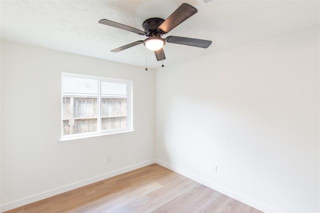 10110 Hollow Canyon Drive, Sugar Land, TX 77498