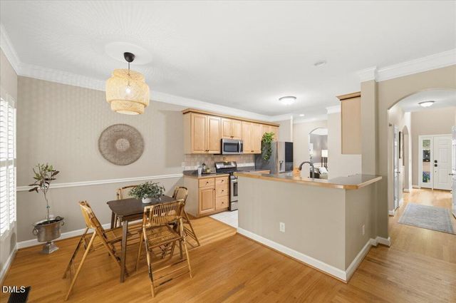 912 E Ivy Valley Drive, Fuquay Varina, NC 27526