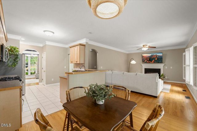 912 E Ivy Valley Drive, Fuquay Varina, NC 27526