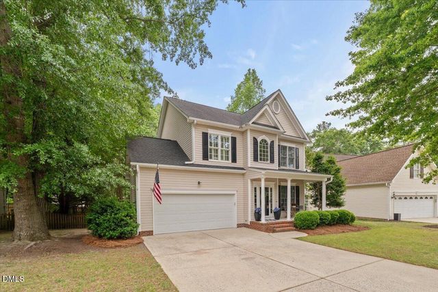 912 E Ivy Valley Drive, Fuquay Varina, NC 27526