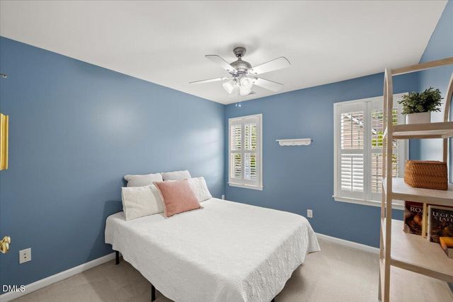 912 E Ivy Valley Drive, Fuquay Varina, NC 27526