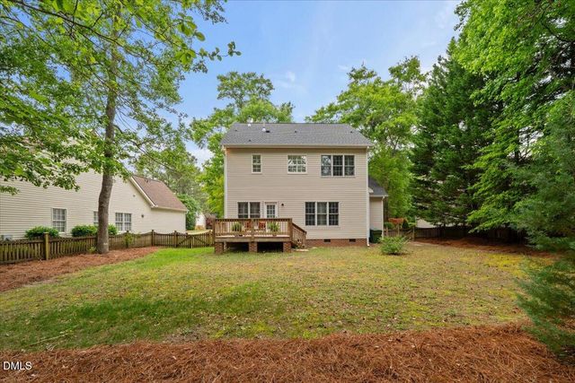 912 E Ivy Valley Drive, Fuquay Varina, NC 27526