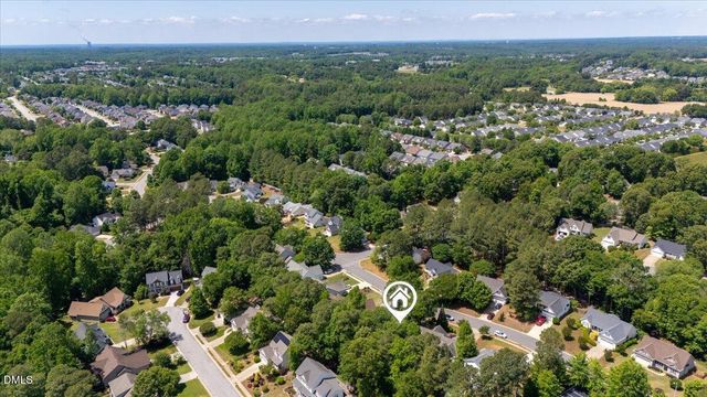 912 E Ivy Valley Drive, Fuquay Varina, NC 27526