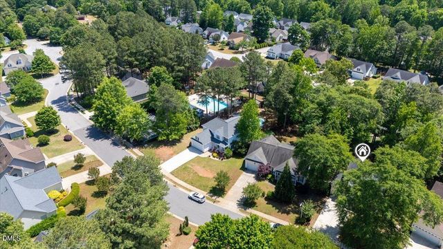 912 E Ivy Valley Drive, Fuquay Varina, NC 27526
