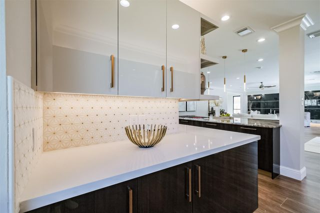 502 Lee Shore Lane, Houston, TX 77079