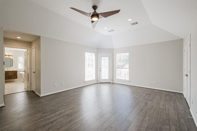 502 Lee Shore Lane, Houston, TX 77079