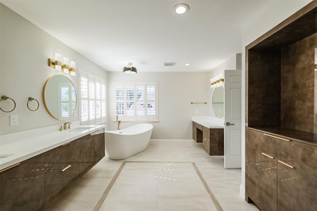 502 Lee Shore Lane, Houston, TX 77079