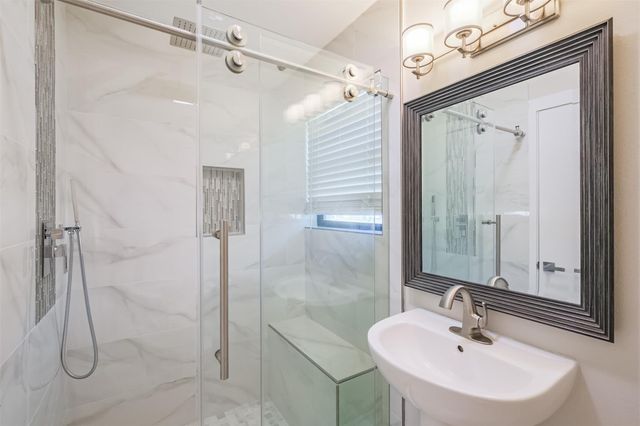 502 Lee Shore Lane, Houston, TX 77079