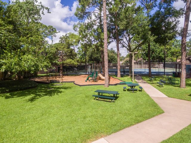 502 Lee Shore Lane, Houston, TX 77079