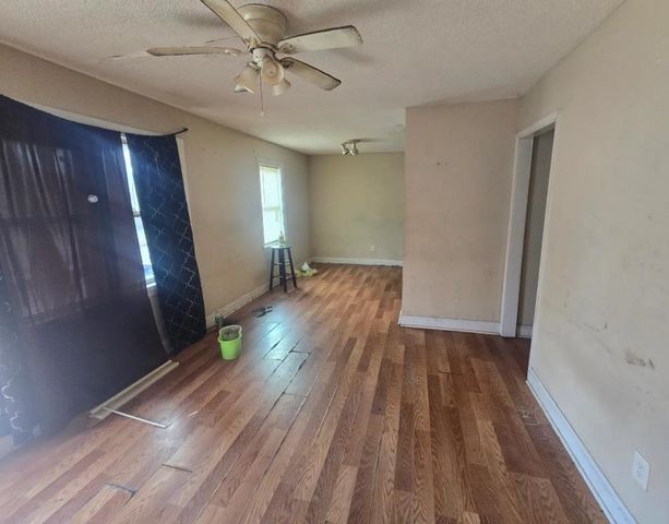 1549 ELY ST, Memphis, TN 38106