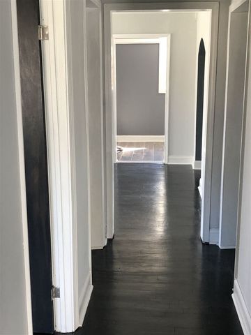 123 E FERNWOOD AVE, Memphis, TN 38109