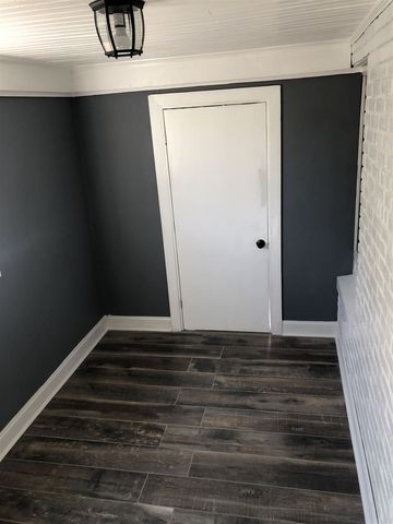 123 E FERNWOOD AVE, Memphis, TN 38109