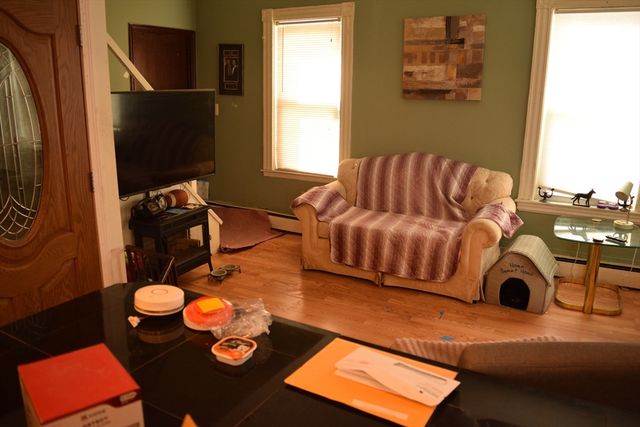 3 Lincoln Pl, Somerville, MA 02145