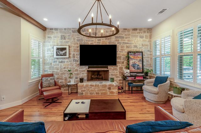1023 Saint Thomas Court, Rockwall, TX 75087