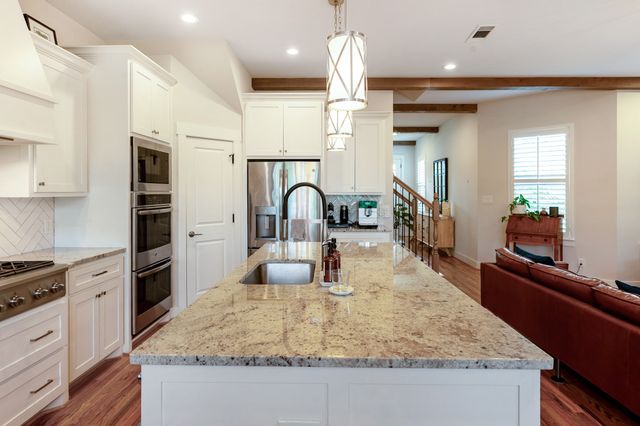 1023 Saint Thomas Court, Rockwall, TX 75087