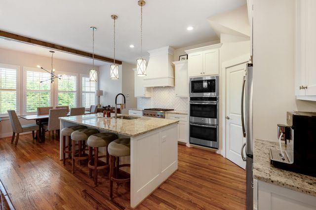 1023 Saint Thomas Court, Rockwall, TX 75087