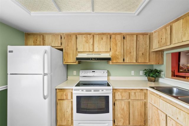 106 W CYPRESS CT 106, Oldsmar, FL 34677