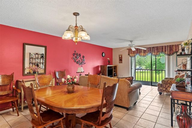 106 W CYPRESS CT 106, Oldsmar, FL 34677