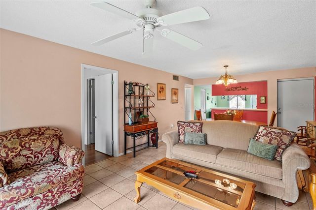 106 W CYPRESS CT 106, Oldsmar, FL 34677