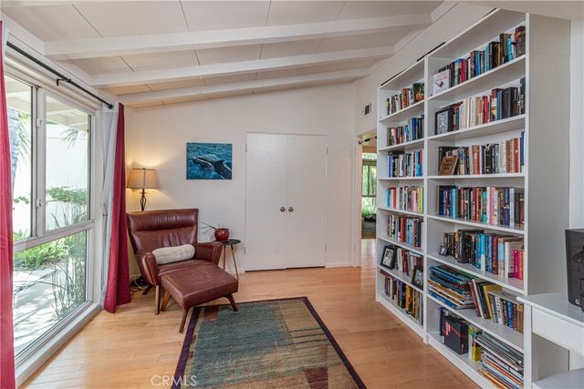 6540 Gazette, Winnetka, CA 91306