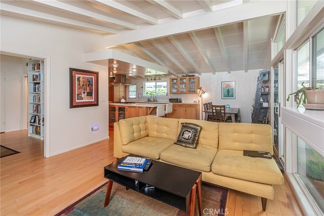 6540 Gazette, Winnetka, CA 91306