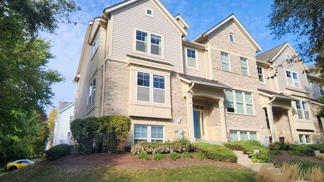 5510 Cambridge Way, Hanover Park, IL 60133