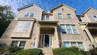 5510 Cambridge Way, Hanover Park, IL 60133