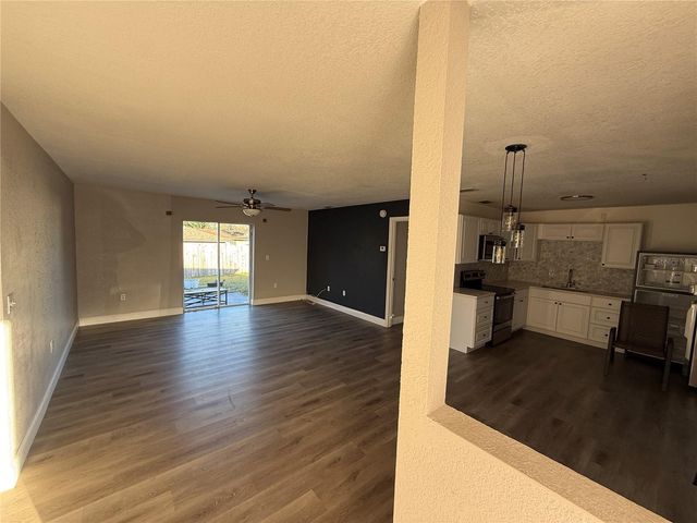 1611 FRUITWOOD DRIVE, Lakeland, FL 33805