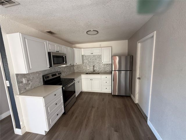 1611 FRUITWOOD DRIVE, Lakeland, FL 33805