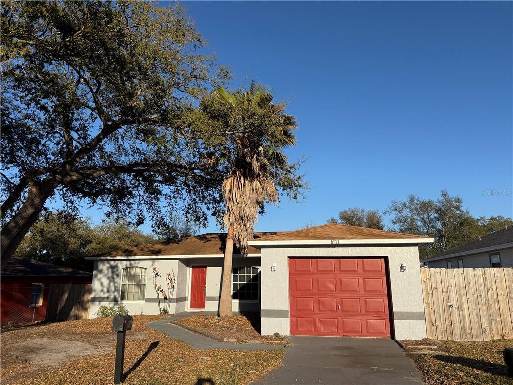 1611 FRUITWOOD DRIVE, Lakeland, FL 33805