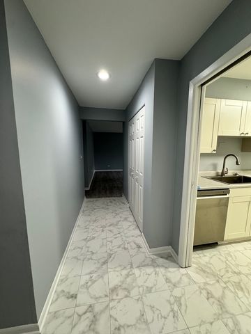 1920 Cherry Lane 219, Northbrook, IL 60062